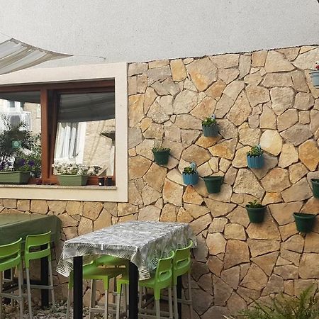 Hostel Mare Šibenik Exterior foto