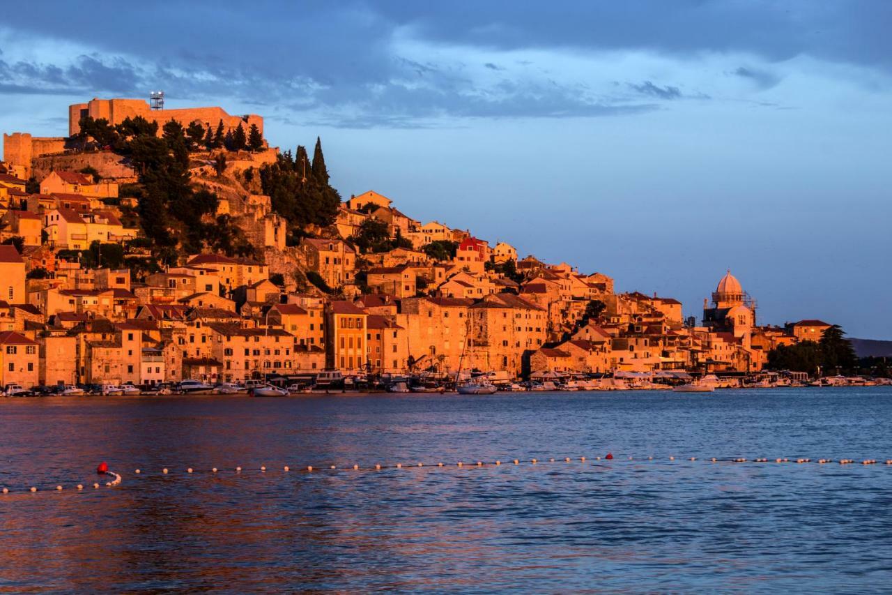 Hostel Mare Šibenik Exterior foto
